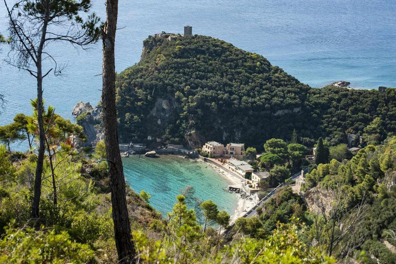 Ines Rivieraholiday Albenga Exterior photo