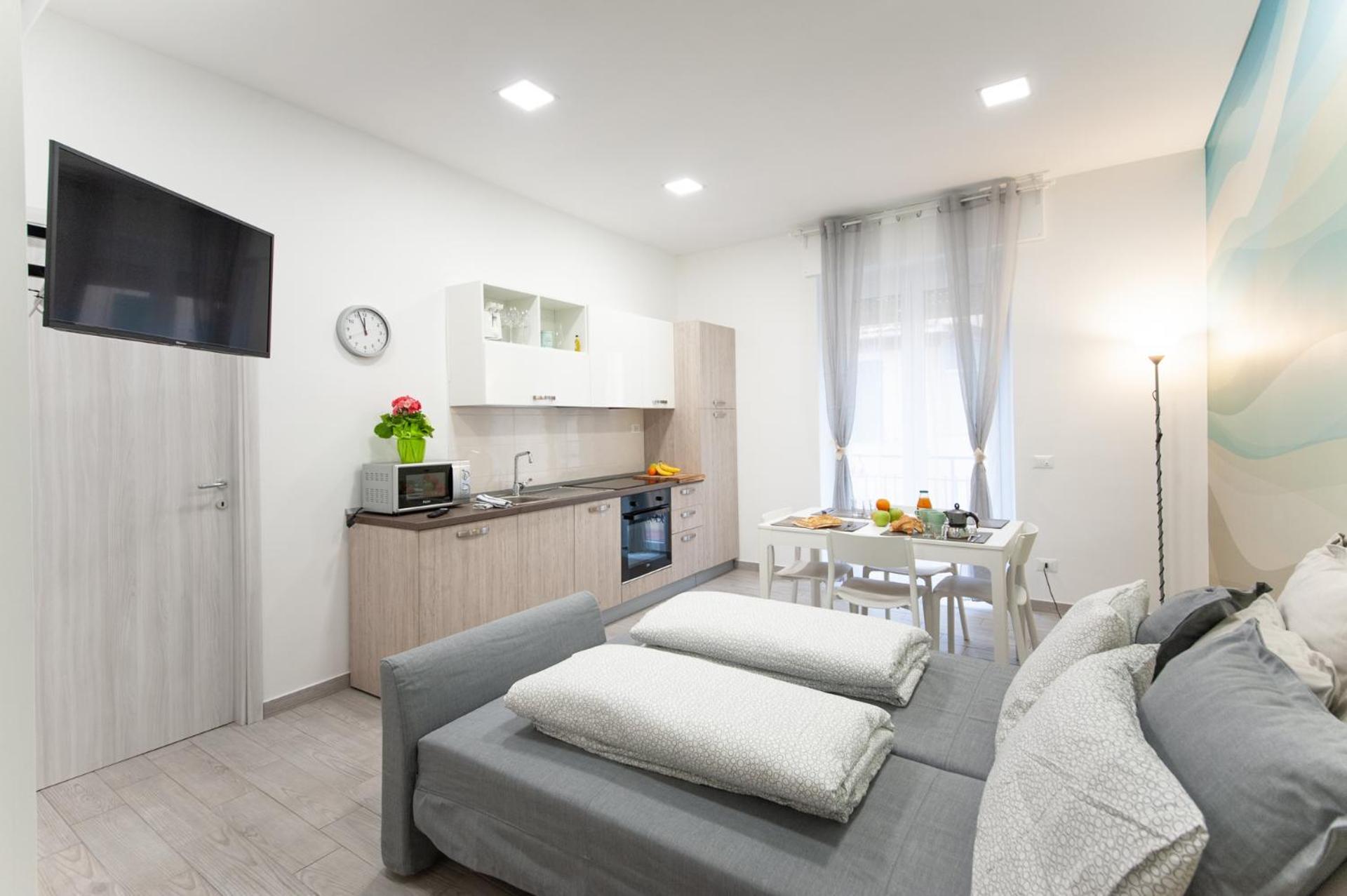 Ines Rivieraholiday Albenga Exterior photo